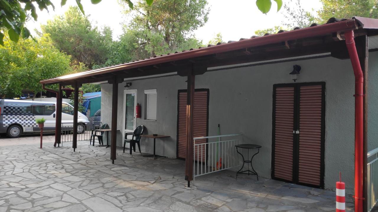 Camping Mitikas And Bungalows Плака-Литохоро Экстерьер фото
