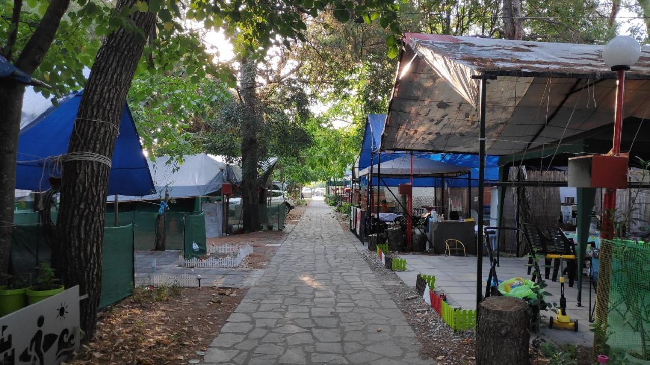 Camping Mitikas And Bungalows Плака-Литохоро Экстерьер фото