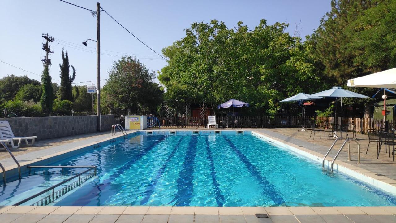 Camping Mitikas And Bungalows Плака-Литохоро Экстерьер фото