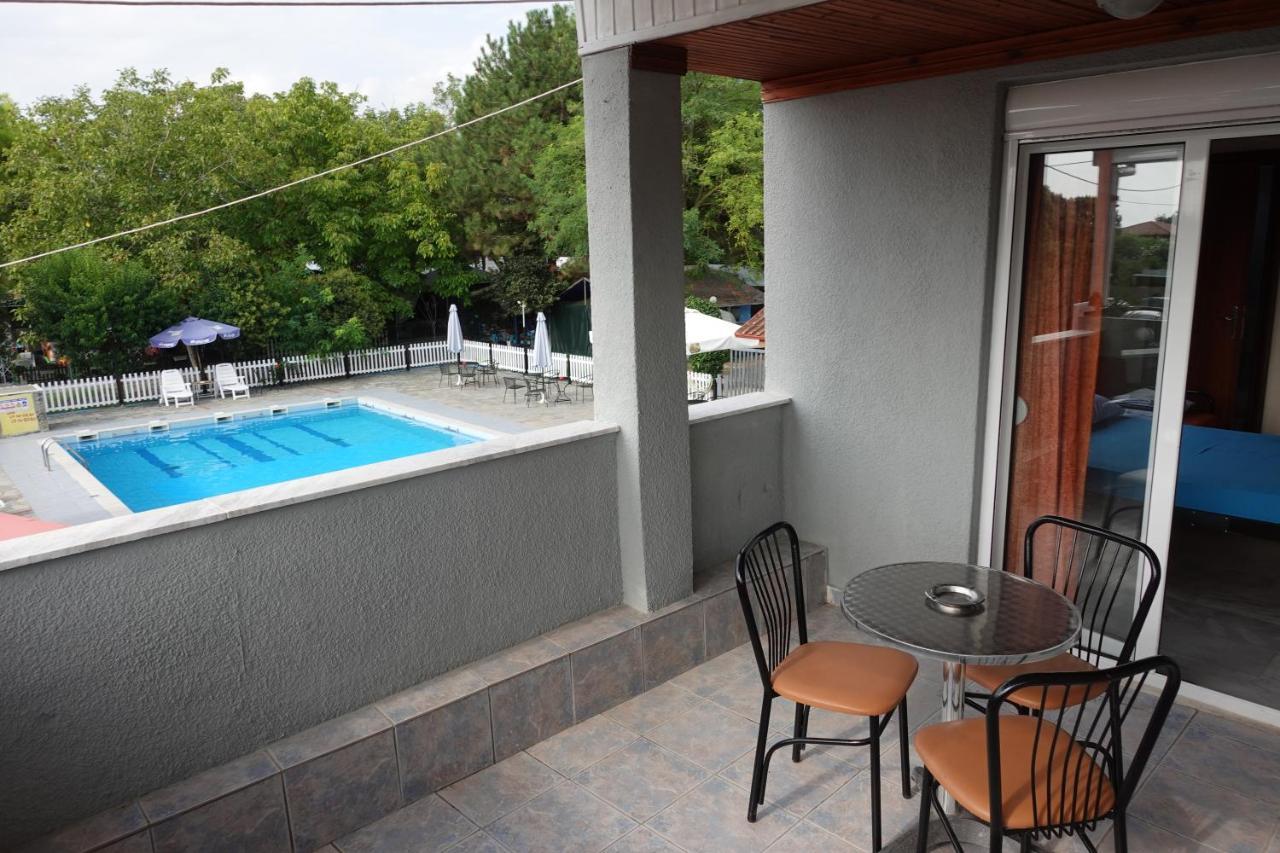 Camping Mitikas And Bungalows Плака-Литохоро Экстерьер фото