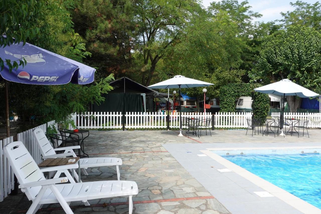 Camping Mitikas And Bungalows Плака-Литохоро Экстерьер фото