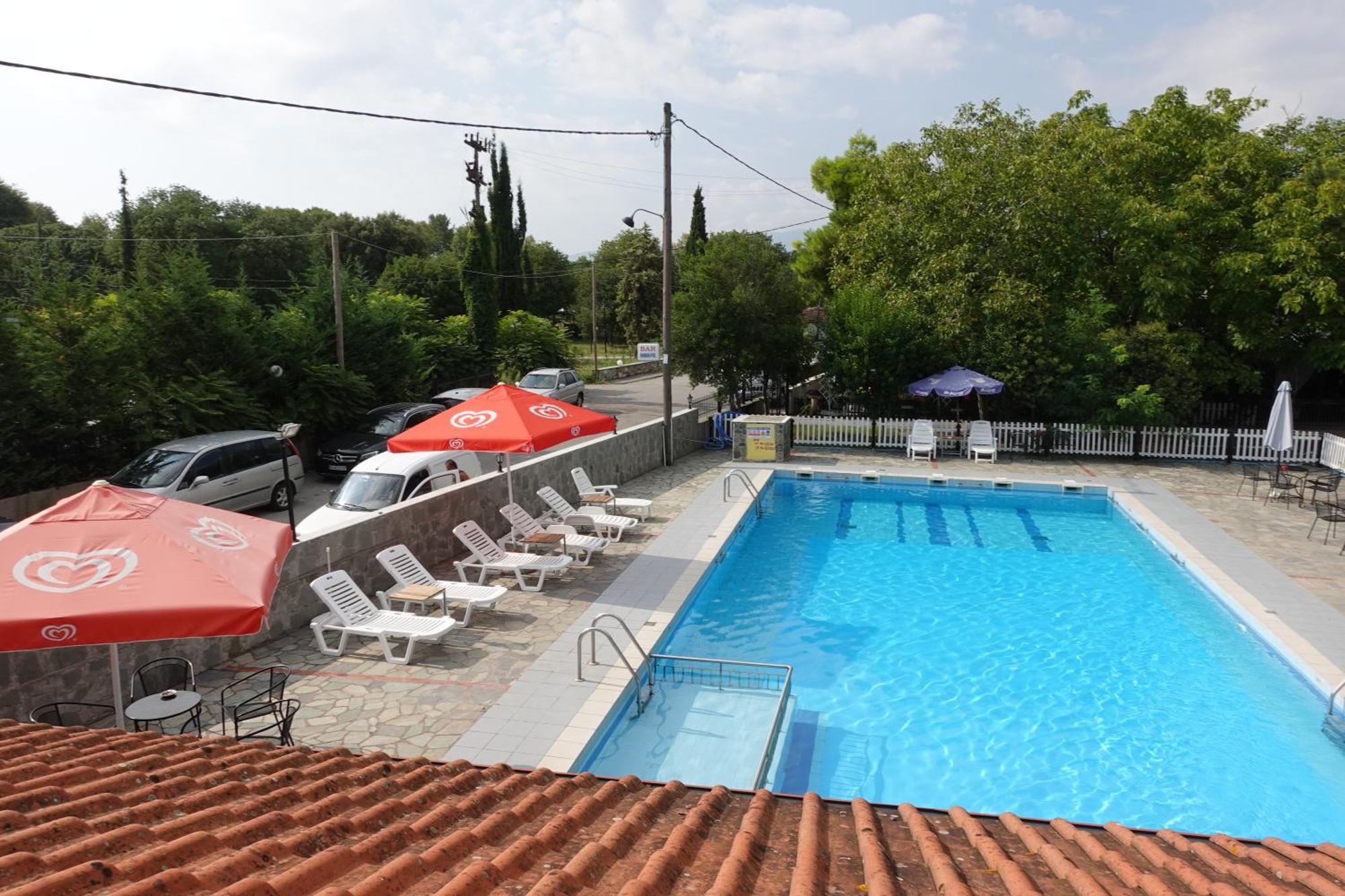 Camping Mitikas And Bungalows Плака-Литохоро Экстерьер фото